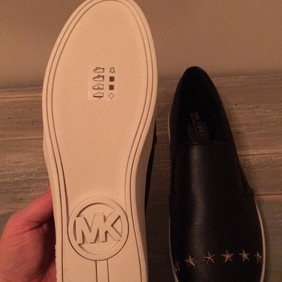 LAST PAIR! Michael Kors leather sneakers - Picture 8 of 8